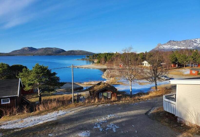 פנסיון Ulvsvåg Gjestgiveri Og Fjordcamping As
