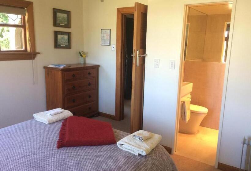 Riverside B & B
