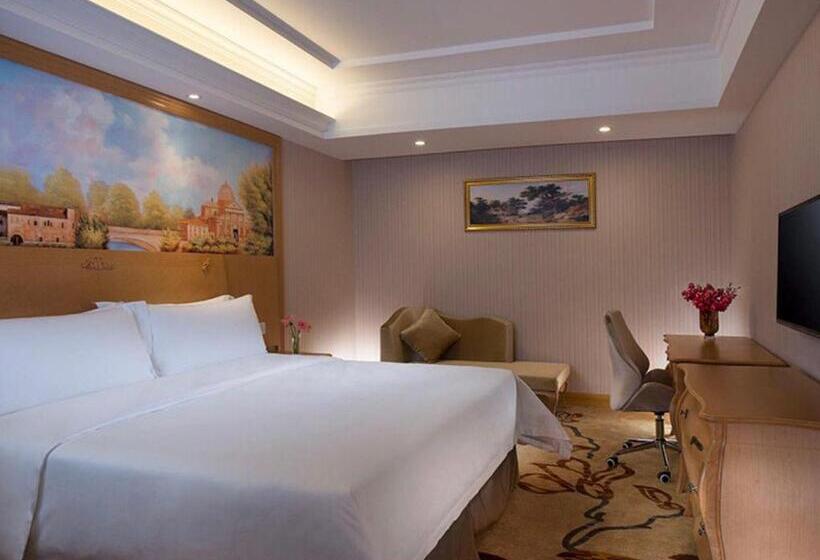 Vienna International Hotel Guangzhou Xintang Jean Fangzhicheng