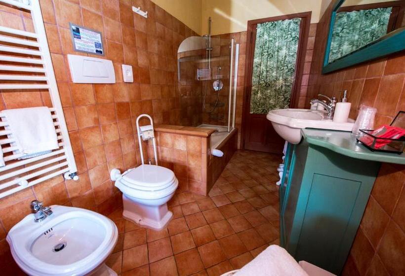 צימר Castello Di Strambinello