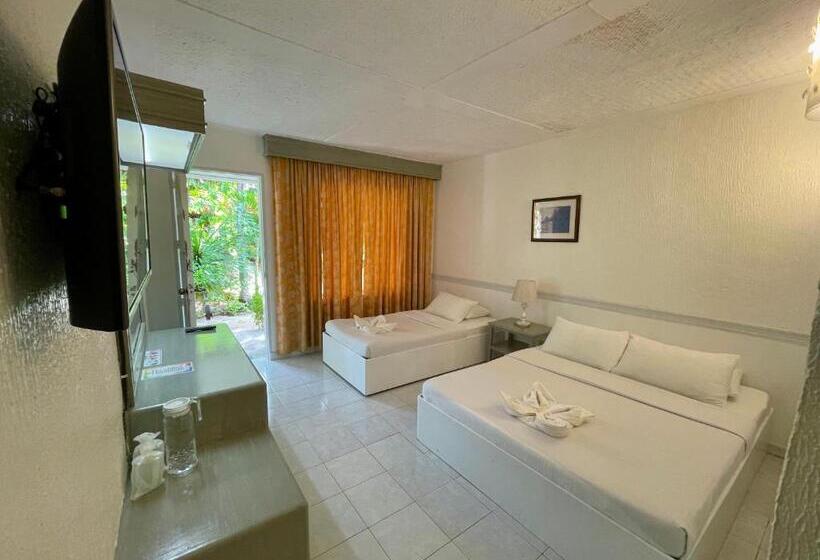 Casa Pilar Beach Resort