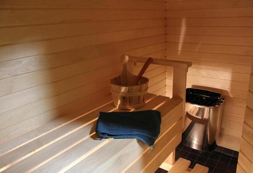 Tuhamäe Hostel