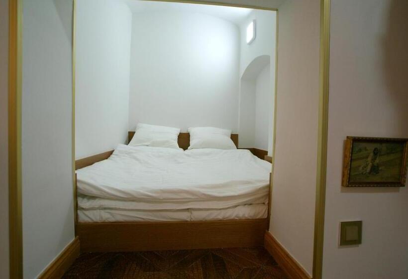 민박 Theresia Chateau   Bernolákovo