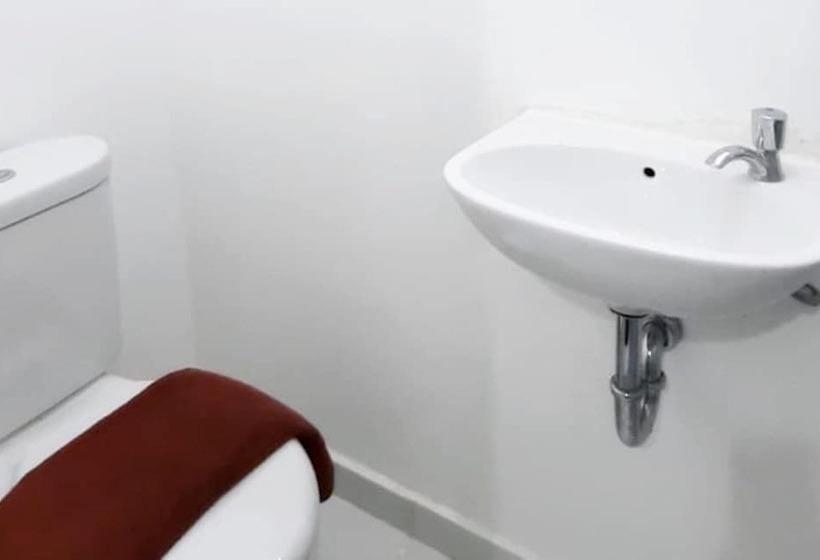 هتل Nature S Room @ Aeropolis