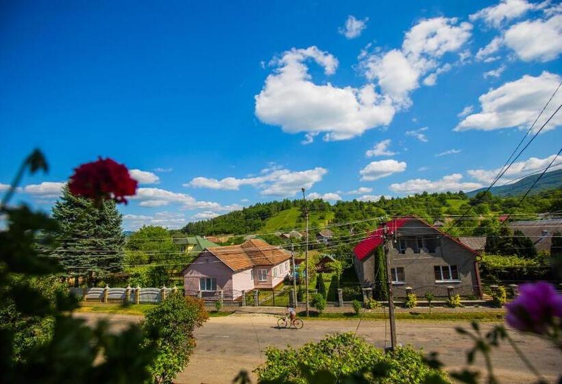 פנסיון Guest House In Drachino