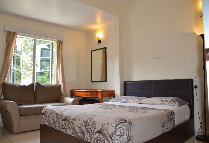 هاستل Father S Guest House