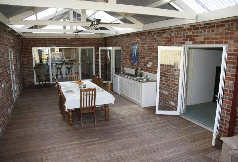 مبيت وإفطار Cabarita Lodge