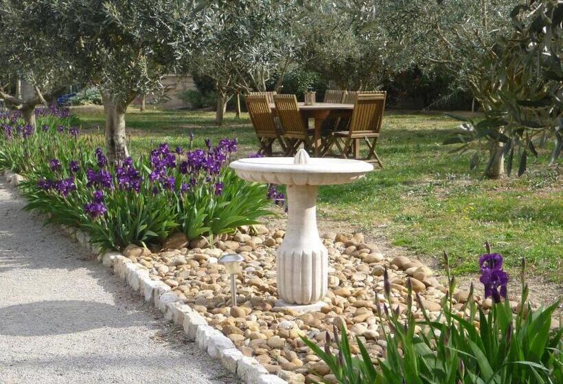 Le Mas De Gleyzes B&b De Charme
