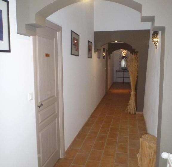 Le Mas De Gleyzes B&b De Charme