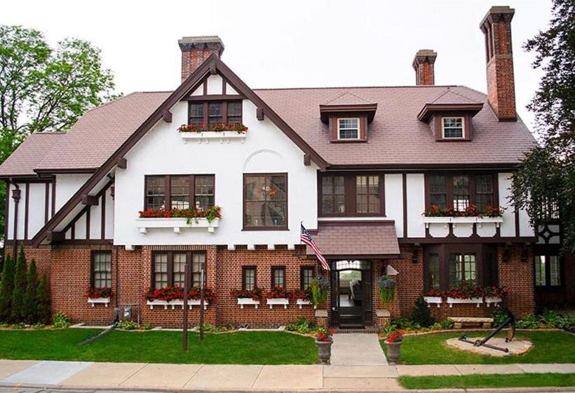 مبيت وإفطار Lochnaiar Inn