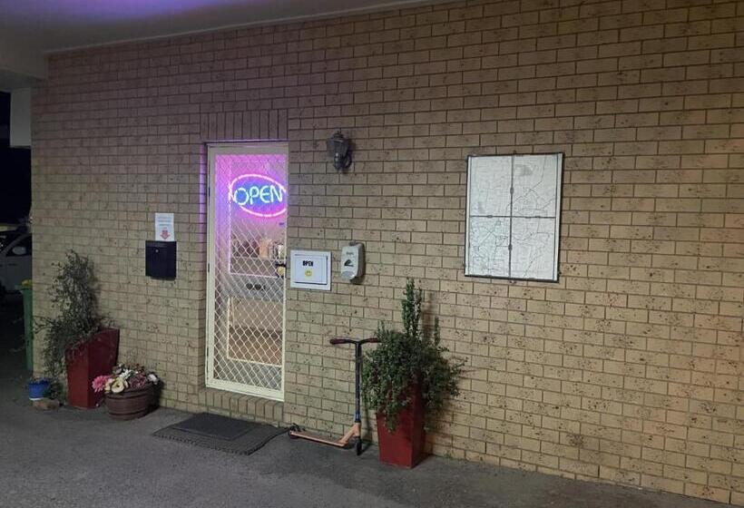 Hatton Vale Motel