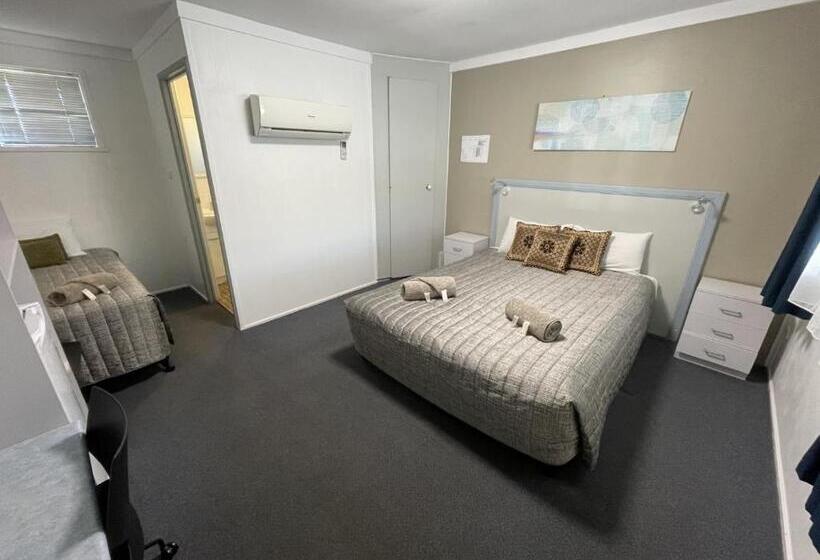 Hatton Vale Motel