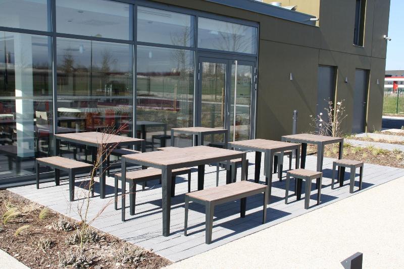 ホテル Akena City Reims Bezannes