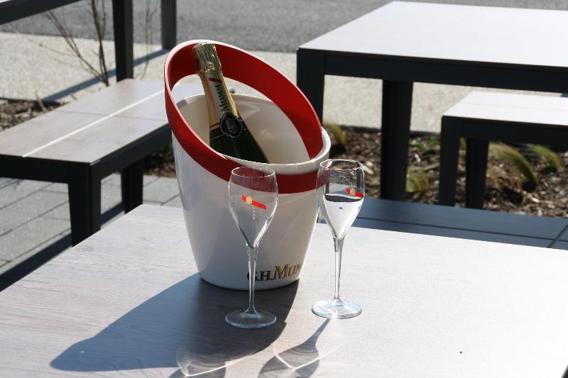 ホテル Akena City Reims Bezannes