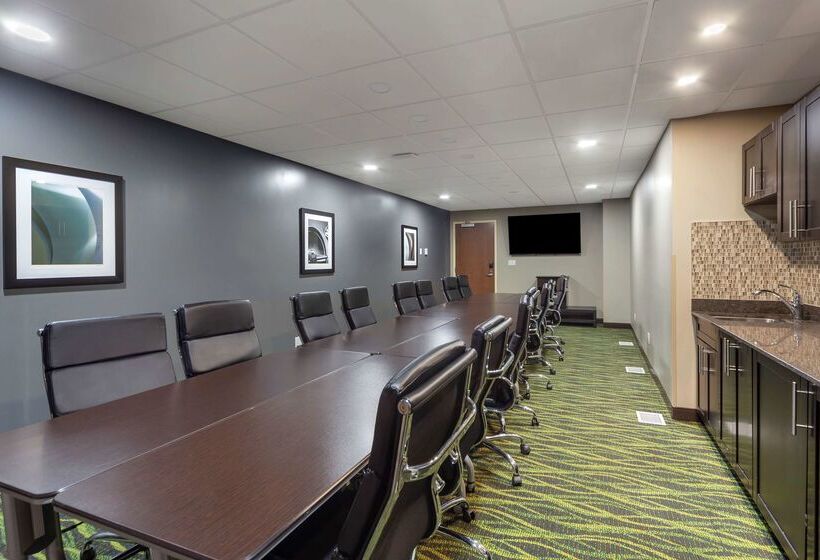 호텔 Best Western Plus Fort Saskatchewan Inn & Suites