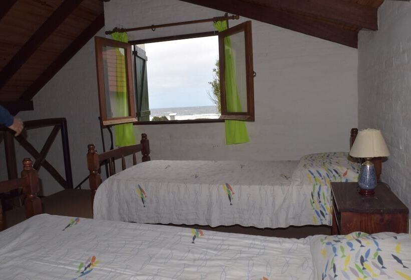 هتل Bungalows Costa Esmeralda