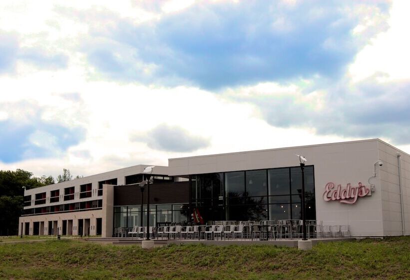 호텔 Eddy's Resort