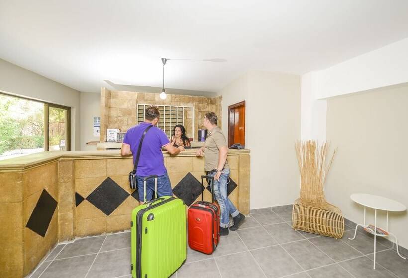 هتل Evita Resort