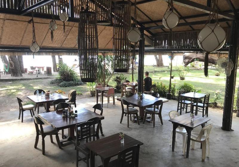 호텔 J2b Beach Bungalows