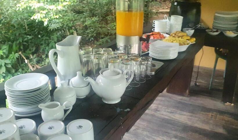 בית מלון כפרי Sinharaja Forest Edge