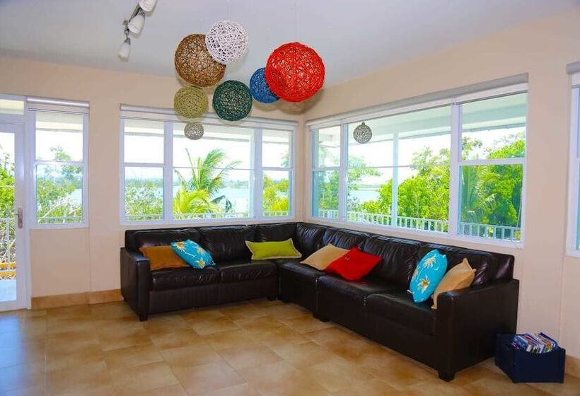 هتل Tarpon's Nest Lodge