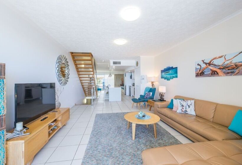 On The Beach Resort Bribie Island