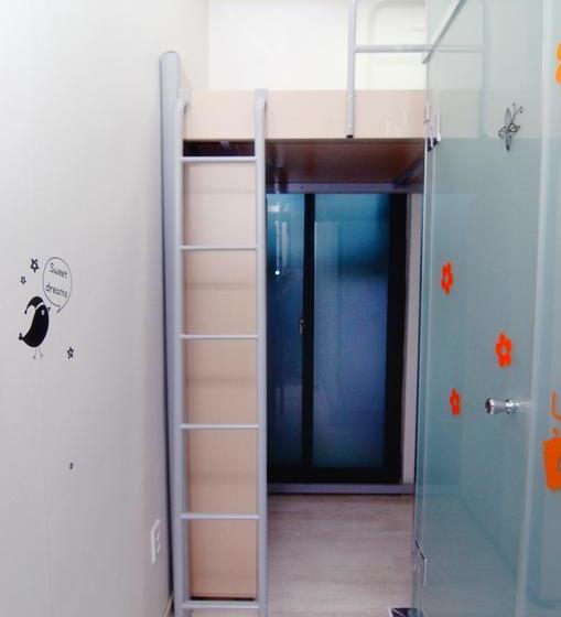 ペンション Y S House Hostel