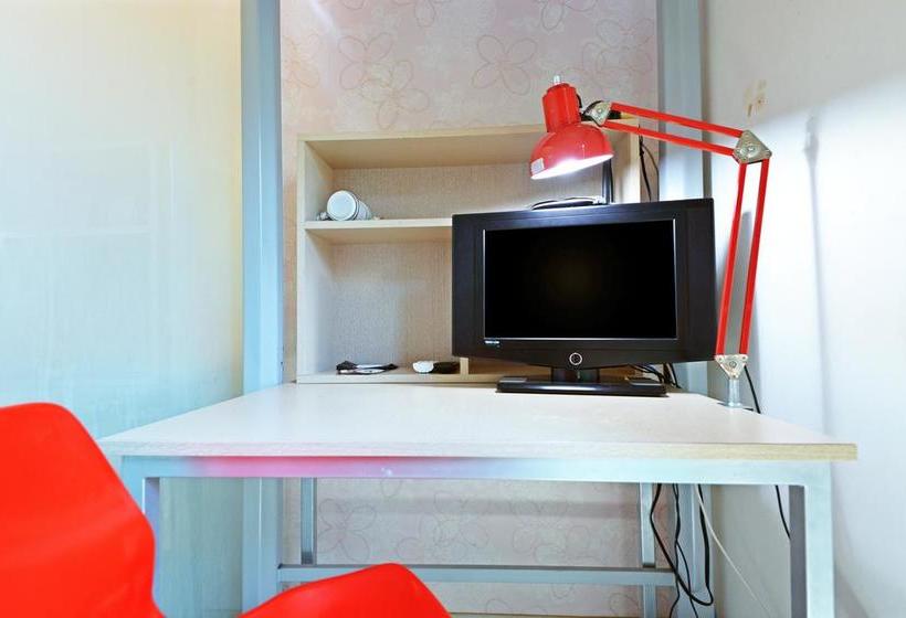 ペンション Y S House Hostel