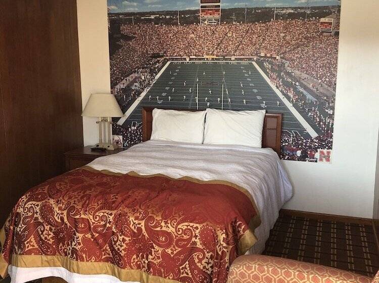 Big 12 Motel