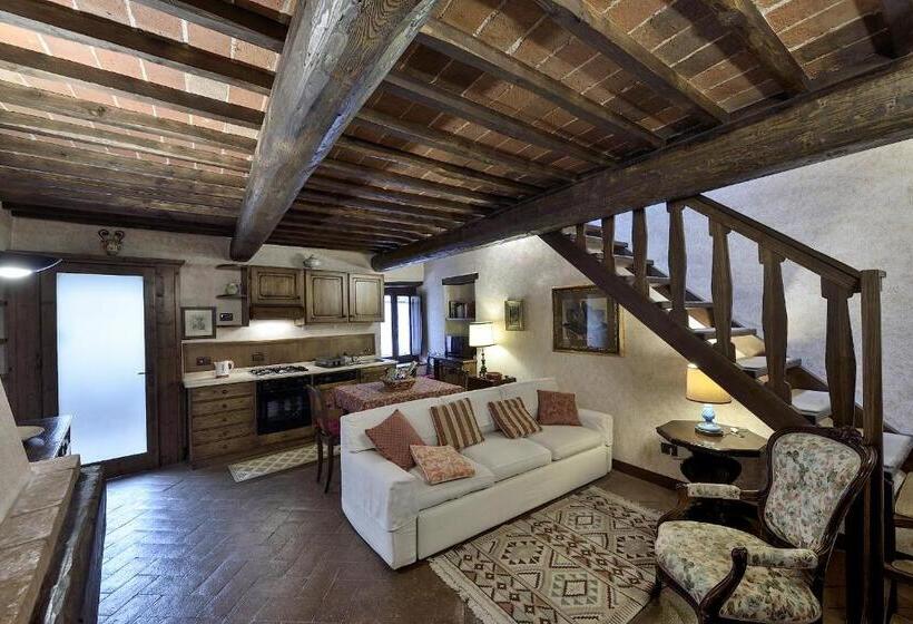 Отель Castelletto Di Montebenichi