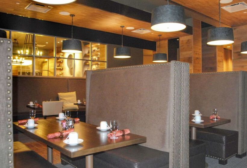 هتل Doubletree By Hilton Reading