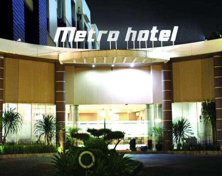 Metro Hotel Jababeka