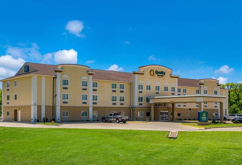 בית מלון כפרי Quality Inn & Suites