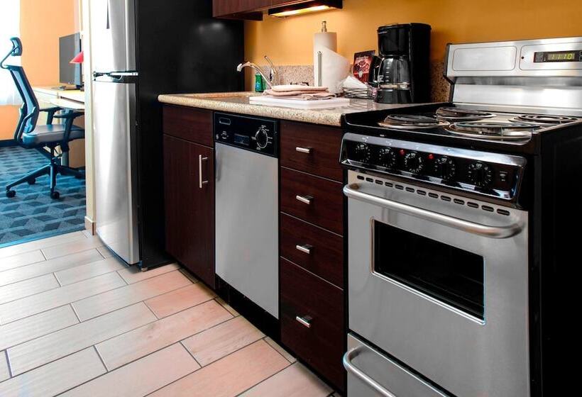 호텔 Towneplace Suites By Marriott Bakersfield West