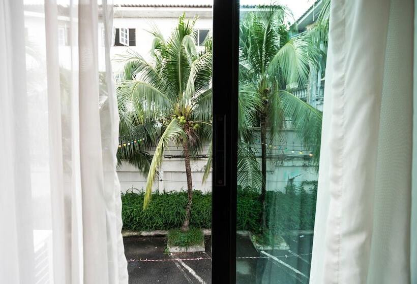 Sunny Hostel Chiangmai @tha Pae
