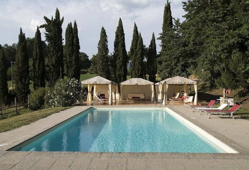 فندق Agriturismo La Topaia