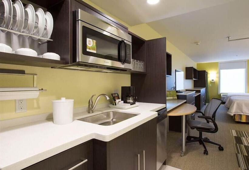 هتل Home2 Suites By Hilton Canton