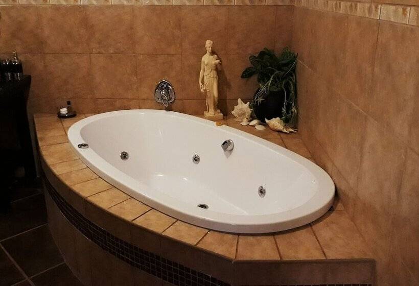 膳宿费 Sunset Ridge Guest House