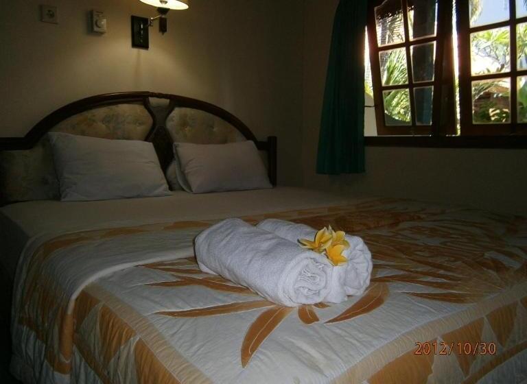 تختخواب و صبحانه Adus Beach Inn