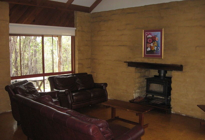 فندق Denmark Forest Retreat