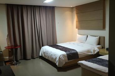 Fotos del hotel Inaver:  2