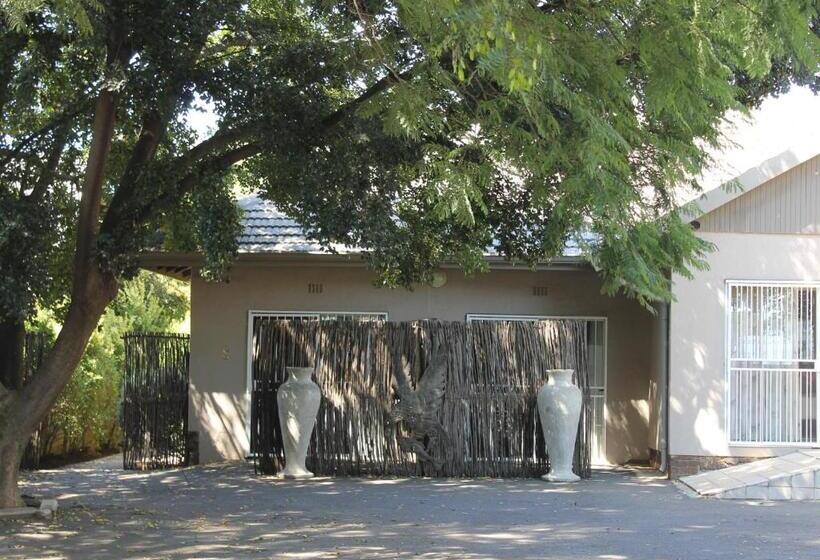 פנסיון Fin And Feather Guest Lodge