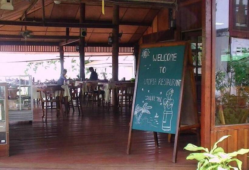 Utopia Resort