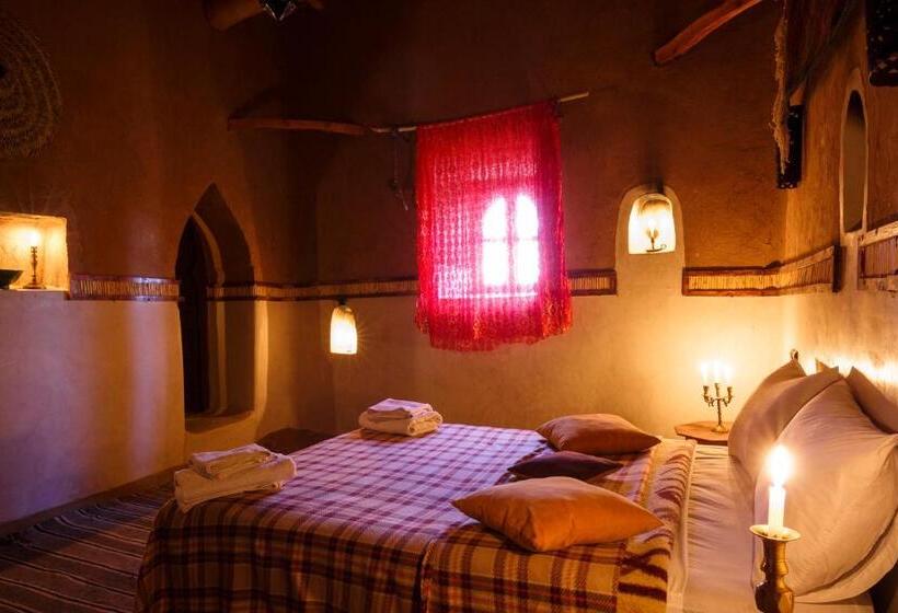 تختخواب و صبحانه Kasbah Tebi