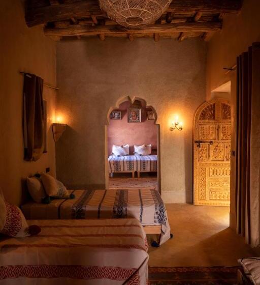 تختخواب و صبحانه Kasbah Tebi