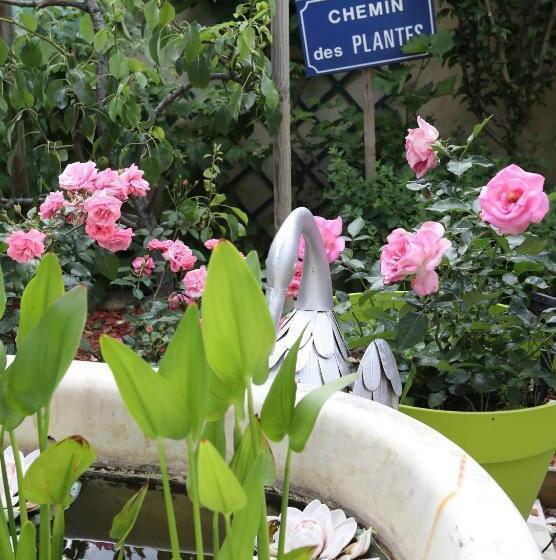 住宿加早餐  Maison D Hôtes Et Roulotte Le 6 Bis