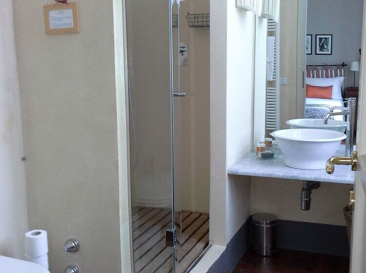 مبيت وإفطار Villa Cavadini Relais