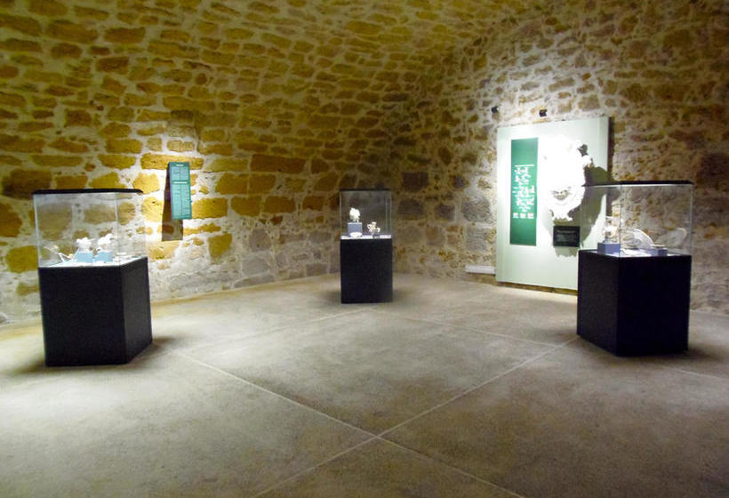 هتل Costa Del Sol