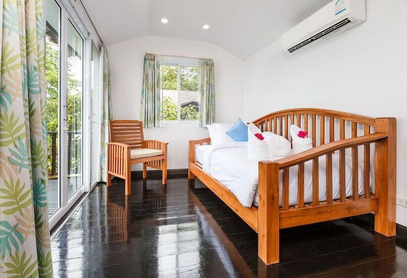هتل Mango Bay Boutique Resort