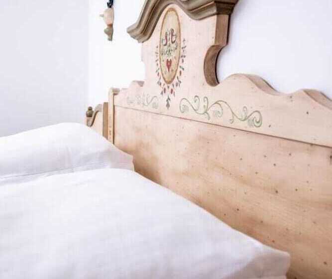 ホテル Roger Hassenforder Hôtel Restaurant